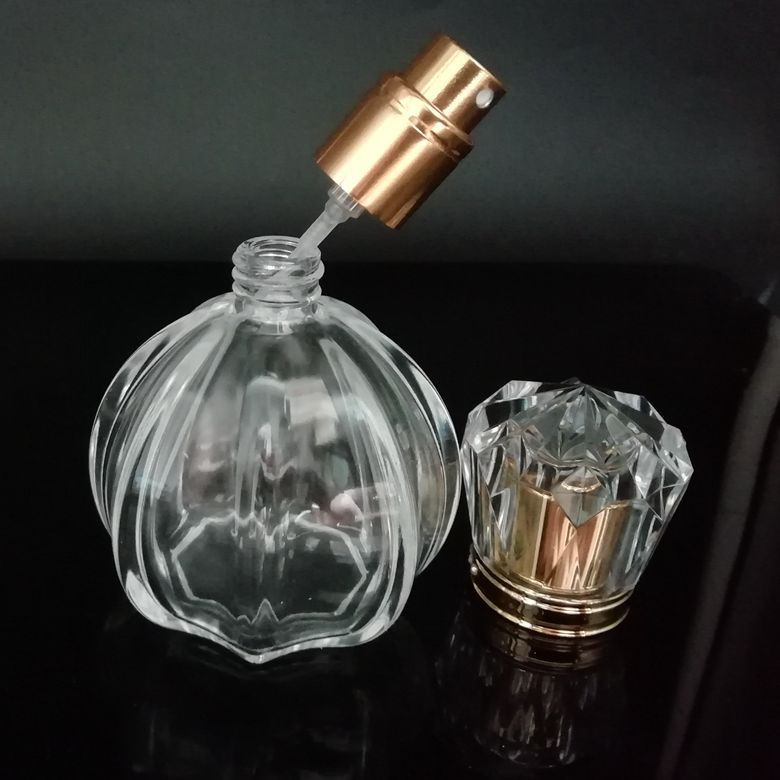 Top selling luxury glass spray perfume bottle, 30ml 50ml pumpkin shape empty perfume spray bottles