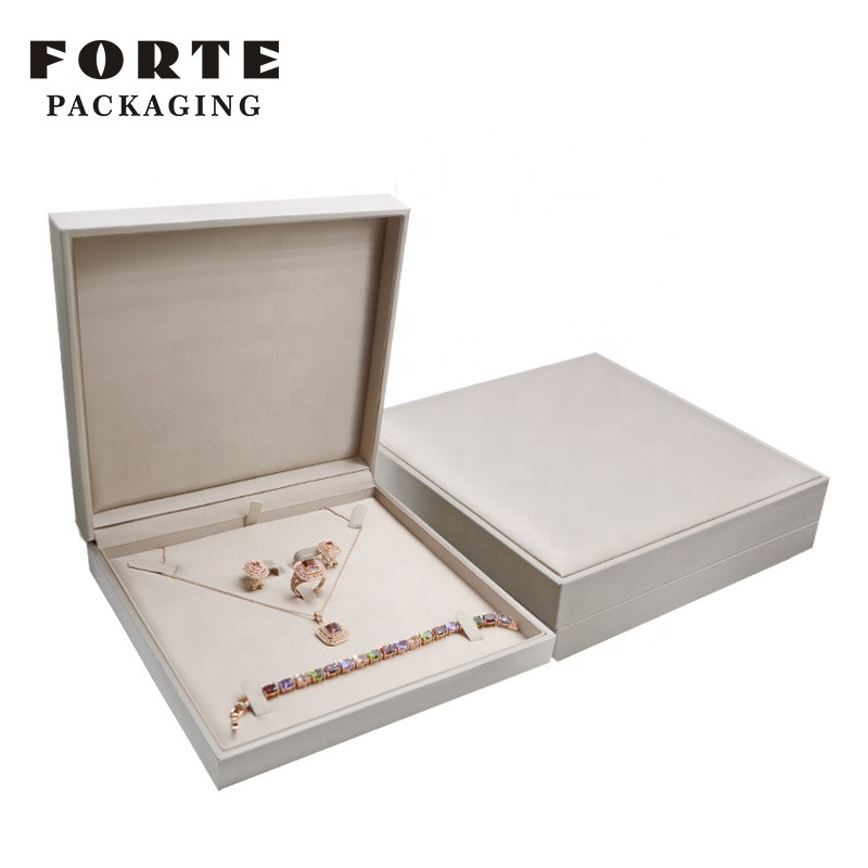 FORTE suit ring earring pendant bangle gold jewellery box jewelry set packaging boxes