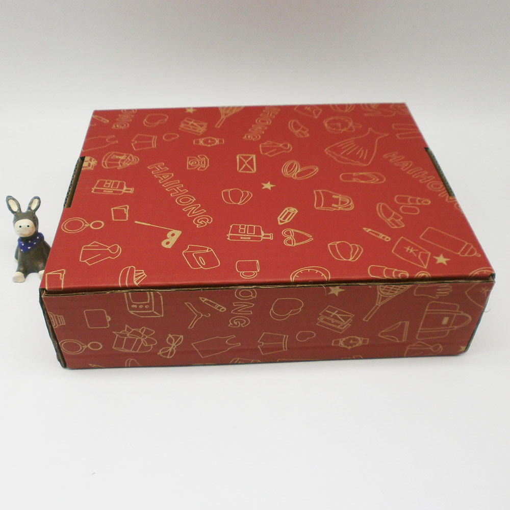 Small corrugated cardboard packaging box